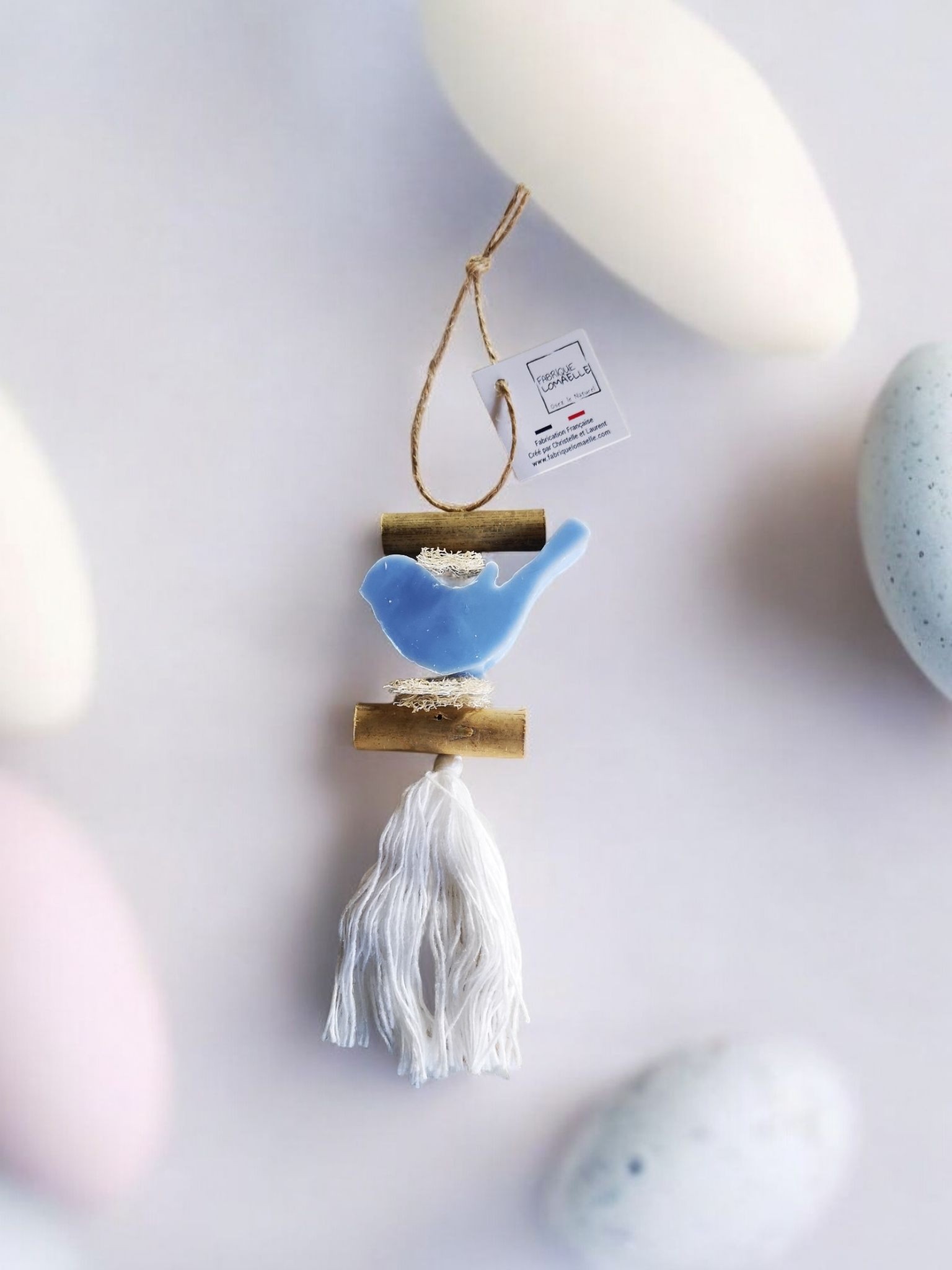Tresse de savon parfumé à suspendre en forme d'oiseau bleu senteur fraîche écume